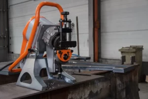 12 UZ12 ULTRALIGHT Bevelling Machine 2 ایران بور پخ زن انکو N.KO UZ12 ULTRALIGHT پیشروی اتوماتیک