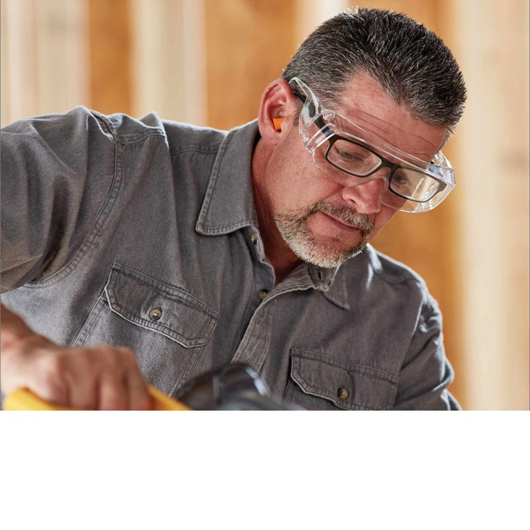 لوازم ایمنی 2 ایران بور safety glasses 768x596 sqt ایران بور لوازم ایمنی