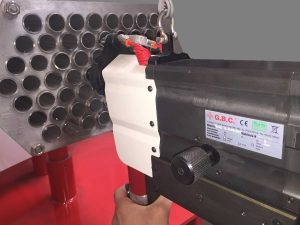 پخ زن لوله پرتابل جی بی سی GBC MINI AUTO COMPACT