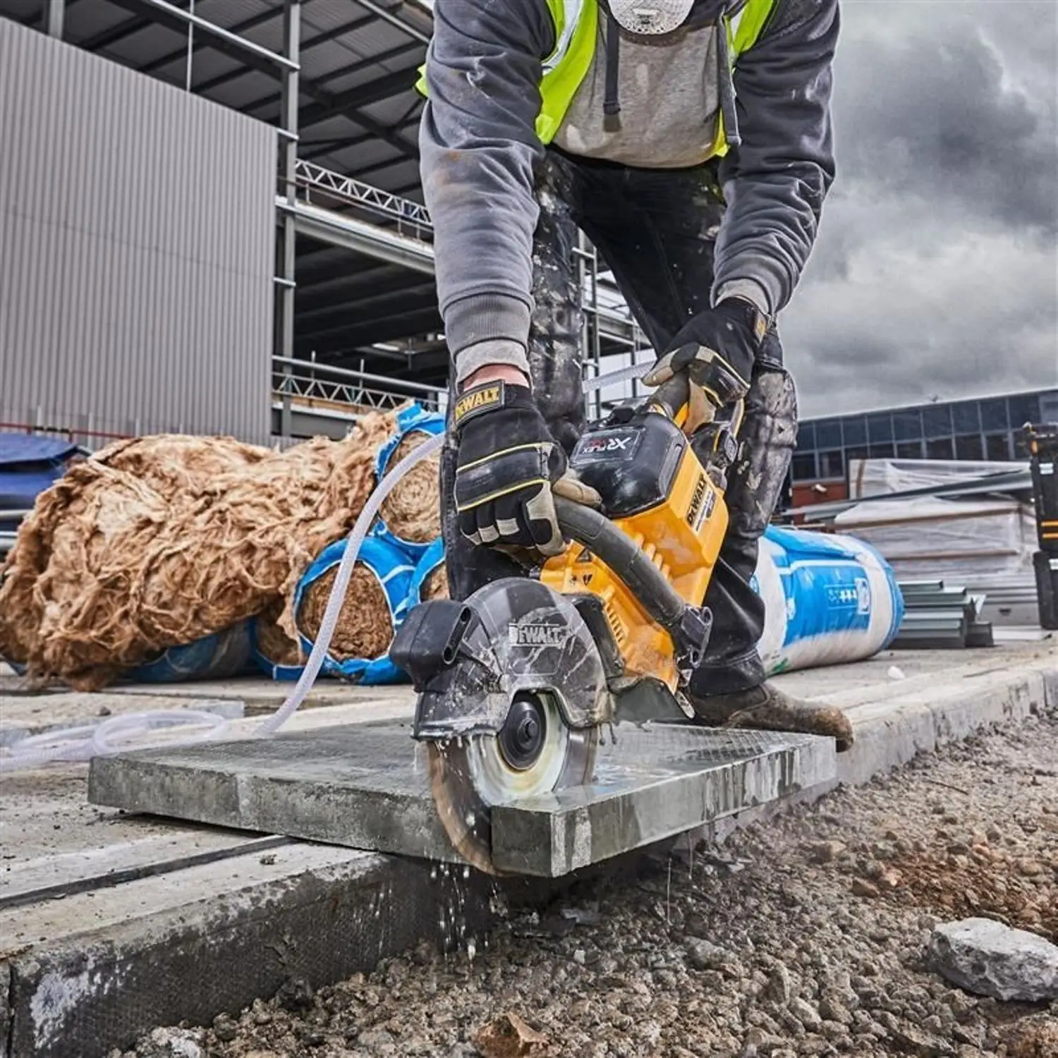 اره و سنباده